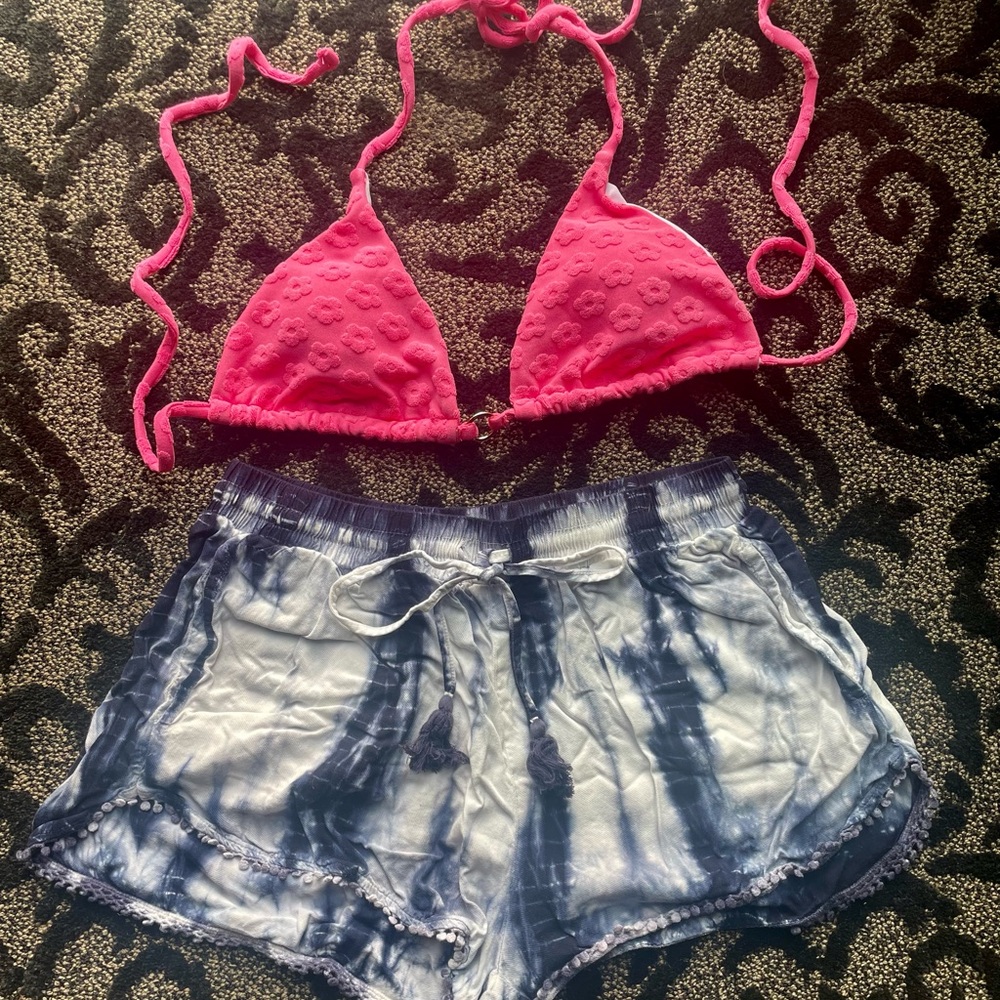 Blue tie dye swim cover-up shorts 💙
